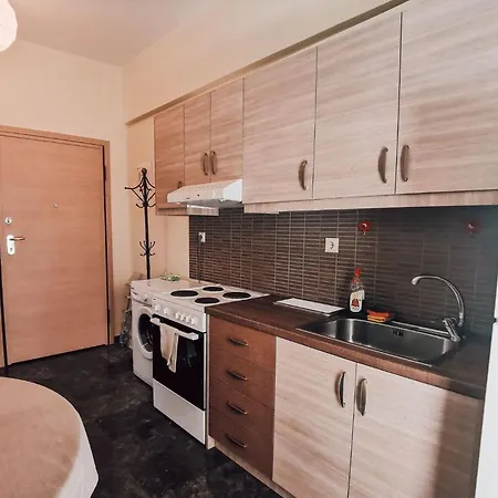 Efrosini Downtown Apartament Chalkís