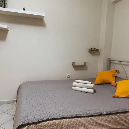 Efrosini Downtown Apartament Chalkís